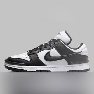 Women’s Panda Dunks